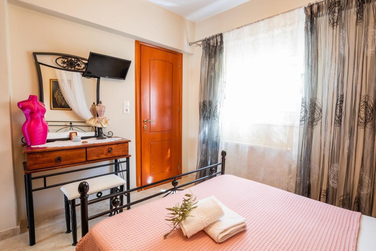 Evdoxia'S Apartment Karpathos Town  Exterior photo